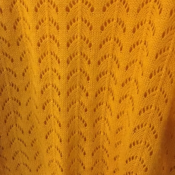 Divided orange loose-knit eyelet sweater - Picture 3 of 5